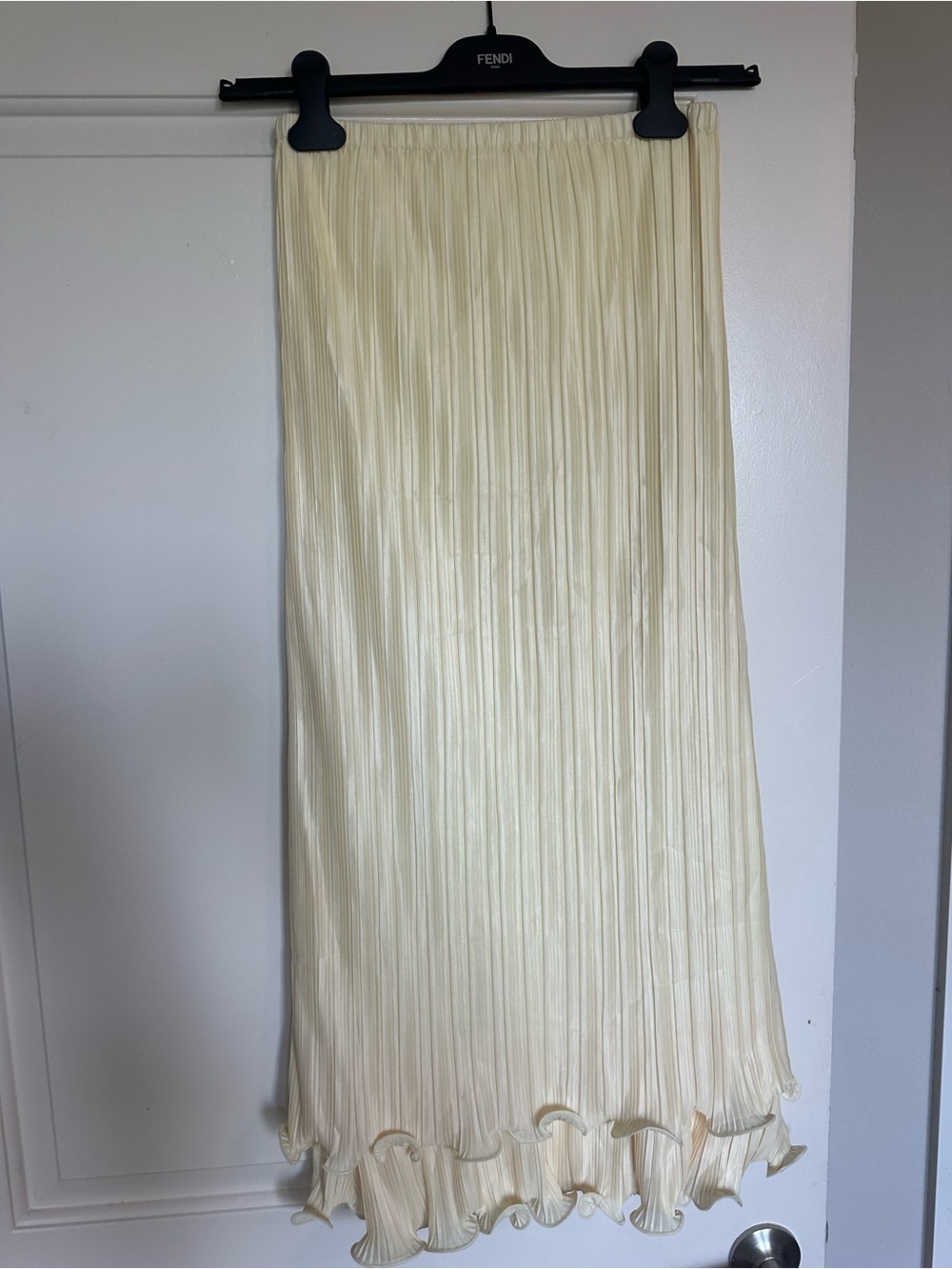 NWT Commense Butter Yellow Pleated Skirt Set - Medium - Picture 8 of 10